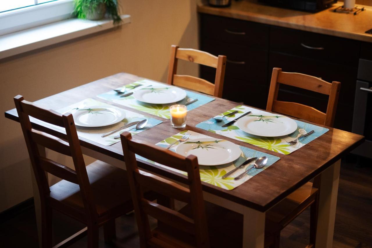 Nienovo - Niedaleko Jeziora I Widok Na Arboretum Apartamento Kórnik
